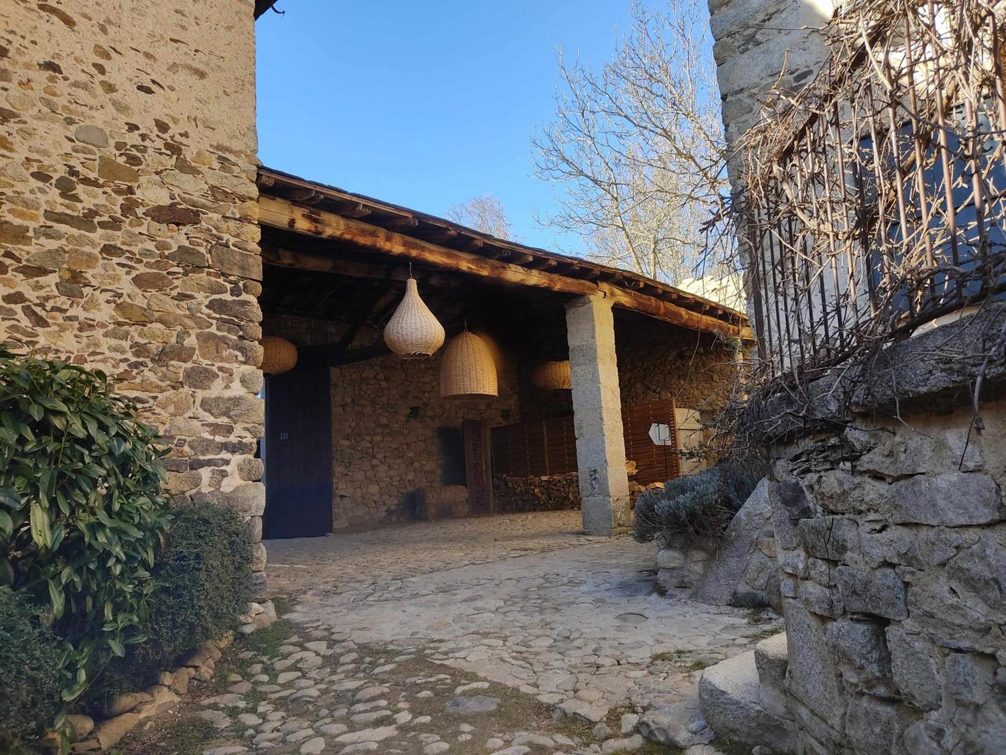 Le Chateau Brangoly (adults Only) Hotel Enveitg