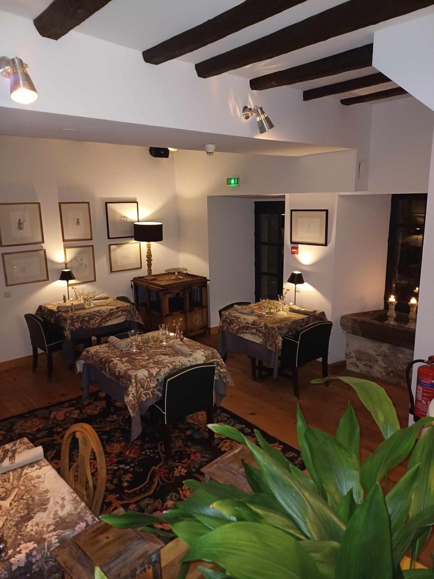 Le Chateau Brangoly (adults Only) Enveitg
